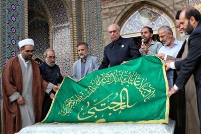 رونمایی از سنگ مزار مطهر حضرت عبدالعظیم (ع) ساخت هنرمندان شیرازی