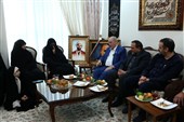 سرلشکر صفوی با خانواده شهید غلامعلی رشید دیدار کرد