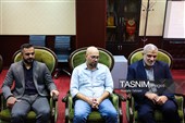 از سمت راست:مجید قلی زاده مدیر عامل،مهدی بختیاری دبیر سیاسی،کیان عبداللهی معاونت خبر خبرگزاری تسنیم 