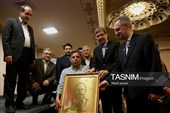 رونمایی از تمبر اختصاصی جشنواره بین‌المللی ویستا در آیین تجلیل از فعالان گردشگری اصفهان