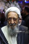 هادی غفاری در مراسم ختم «احمد ناطق نوری»