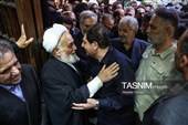 محمد مخبر در مراسم ختم «احمد ناطق نوری»