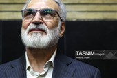 حسین فریدون در مراسم ختم «احمد ناطق نوری»