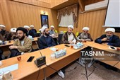 نشست هم‌اندیشی روحانیون فرهیخته اردبیل با نماینده ولی‌فقیه در امور حج و زیارت