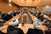 نشست هم‌اندیشی روحانیون فرهیخته اردبیل با نماینده ولی‌فقیه در امور حج و زیارت