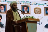 نماز جمعه قرارگاه جمع‌کردن مردم پای پرچم نظام جمهوری اسلامی است