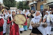 پنجه‌های هنرمند زنان عنبران‌علیا؛ روایت شکوفایی گردشگری روستایی