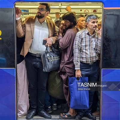 مسافران مترو
