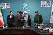 اعطای احکام اعضای شورای سیاست‌گذاری سومین کنگره 2000 شهید استان بوشهر
