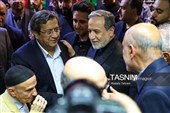 عبد الناصر همتی رئیس بانک مرکزی در مراسم یادبود بدرالسادات عراقچی