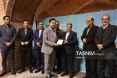 آیین تجلیل از فعالان حوزه گردشگری اردبیل به روایت تصویر
