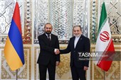 دیدار سیدعباس عراقچی وزیر امور خارجه ایران و آرارات میرزویان وزیر امور خارجه جمهوری ارمنستان