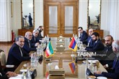دیدار سیدعباس عراقچی وزیر امور خارجه ایران و آرارات میرزویان وزیر امور خارجه جمهوری ارمنستان