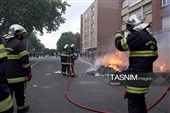 ببینید|آموزش دموکراسی با مشت و باتوم پلیس به دانش‌آموزان فرانسوی