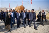 علیرضا کاظمی وزیر آموزش و پرورش در این سفر با حضور در سالن ورزشی لامرد، از بخش‌هایی که در جریان جنگ تحمیلی اخیر هدف حمله موشکی آمریکا و رژیم صهیونیستی قرار گرفته بود، بازدید کرد.