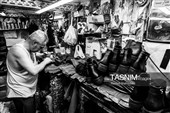 نفس کم‌رمق تولید کفش با آهنگ چکش و درفش