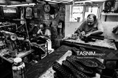 نفس کم‌رمق تولید کفش با آهنگ چکش و درفش
