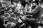 نفس کم‌رمق تولید کفش با آهنگ چکش و درفش