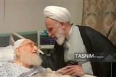 عیادت رئیس دفتر رهبر انقلاب در قم از آیت‌الله نوری همدانی