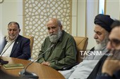 دیدار تولیت جمکران با اساتید و هنرمندان عرصه نقاشی