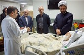 عیادت پزشکیان از آیت‌الله العظمی نوری همدانی