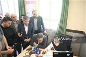 بازدید معاون اجرایی رئیس‌جمهور از طرح تولید آهن اسفنجی و اجرای طرح پزشک خانواده