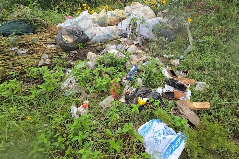 روستاهای گیلان زیر بار پسماند؛ گردشگران هم سهم دارند