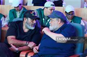 محمدرضا شریفی‌نیا  و مهران غفوریان در اختتامیه سی‌وهشتمین جشنواره بین‌المللی فیلم‌های کودکان و نوجوانان - اصفهان