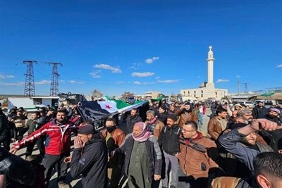 سوریه| تظاهرات گسترده در الحسکه؛ حمله عناصر جولانی به معترضان