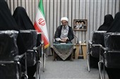 طلبگی فرصتی الهی برای خودسازی و هدایت جامعه است