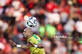 دیدار تیم‌های پرسپولیس و صنعت نفت آبادان