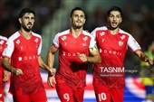 دیدار تیم‌های پرسپولیس و صنعت نفت آبادان