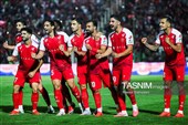 دیدار تیم‌های پرسپولیس و صنعت نفت آبادان