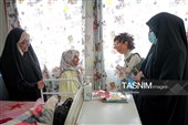 حضور خدام حرم مطهر رضوی در بیمارستان اکبر