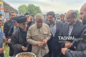 استقبال پرشور گردشگران و مسئولان از سومین جشنواره ملی گردوی ثمرین اردبیل
