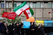 تجمع اعتراضی مقابل سفارت فرانسه در تهران