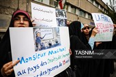 تجمع اعتراضی مقابل سفارت فرانسه در تهران