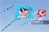 پرواز بادبادک ها به یاد کودکان میناب و غزه