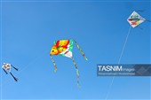 پرواز بادبادک ها به یاد کودکان میناب و غزه