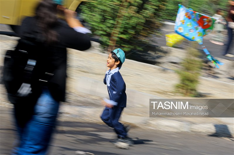 پرواز بادبادک ها به یاد کودکان میناب و غزه
