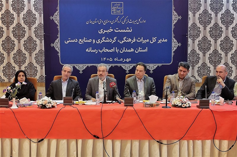 جشنواره‌های همدان باید از برگزاری به درآمدزایی برسند