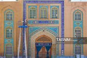 شست‌وشو دیوارهای مسجد مقدس جمکران
