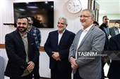 علیرضا زاکانی شهردار تهران،مجید قلی زاده مدیر عامل،کیان عبداللهی سر دبیر خبرگزاری تسنیم در حاشیه بازدید از تحریریه  این خبرگزاری