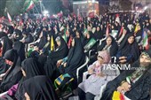برگزاری دویست و بیست و پنجمین شب تجمع مردمی در میدان امام بوشهر