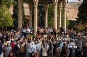 آیین گلباران آرامگاه  حافظ شیرازی