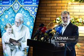 سخنرانی اکبر نصراللهی رئیس دانشکده علوم اجتماعی، ارتباطات و رسانه در مراسم رونمایی از یادمان شهدای دبستان شجره طیبه میناب در دانشگاه  آزاد تهران مرکزی