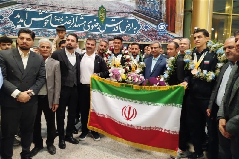 استقبال از قهرمانان دومیدانی ناشنوای مسابقات آسیایی در مشهد