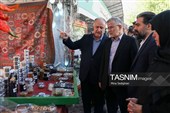 بازدید استاندار البرز از نمایشگاه روز کرج