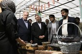 بازدید استاندار البرز از نمایشگاه روز کرج