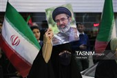 مردم مبعوث شده همچنان پای کار انقلاب
